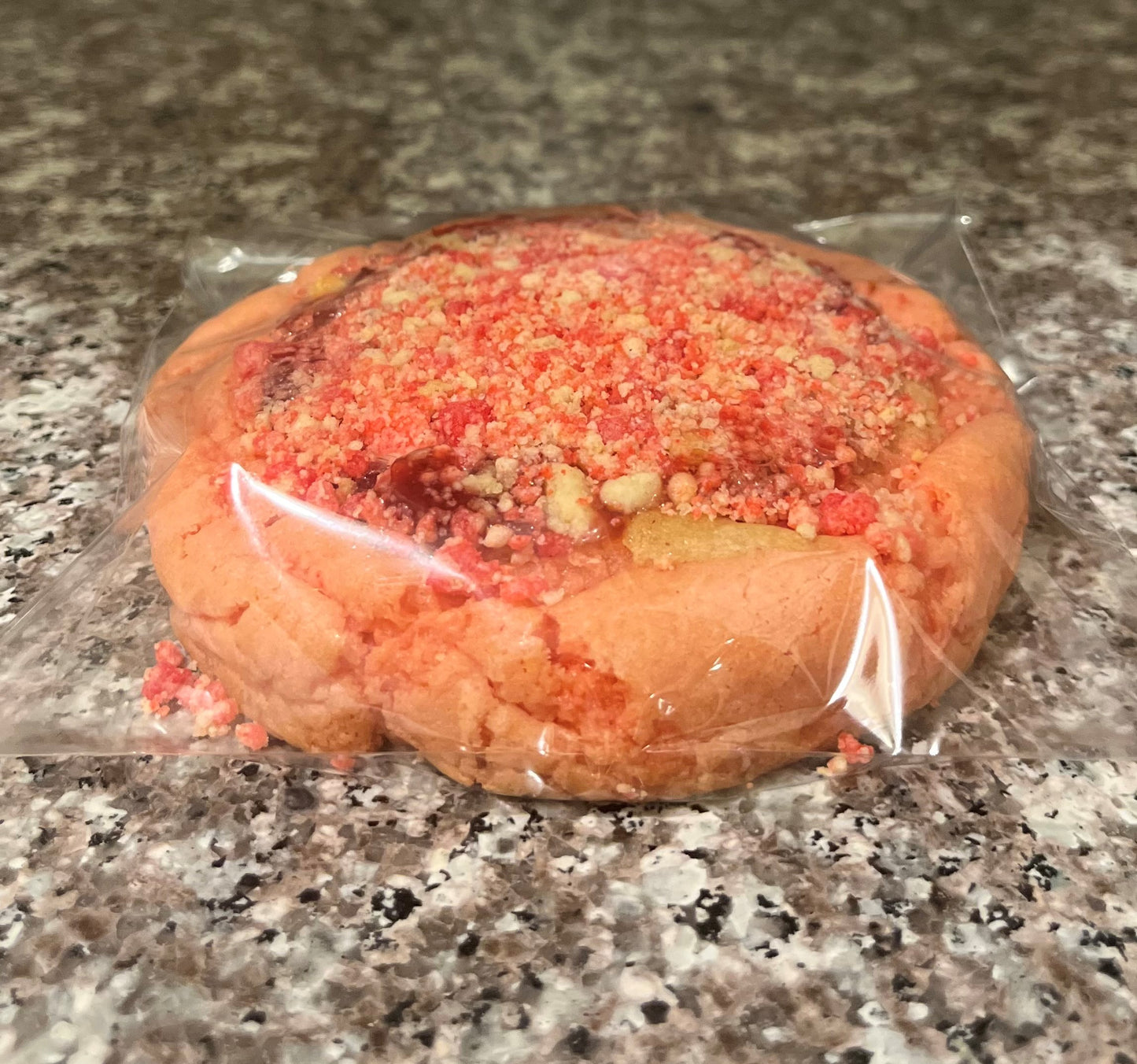 Strawberry Shortcake Crunch Cookie